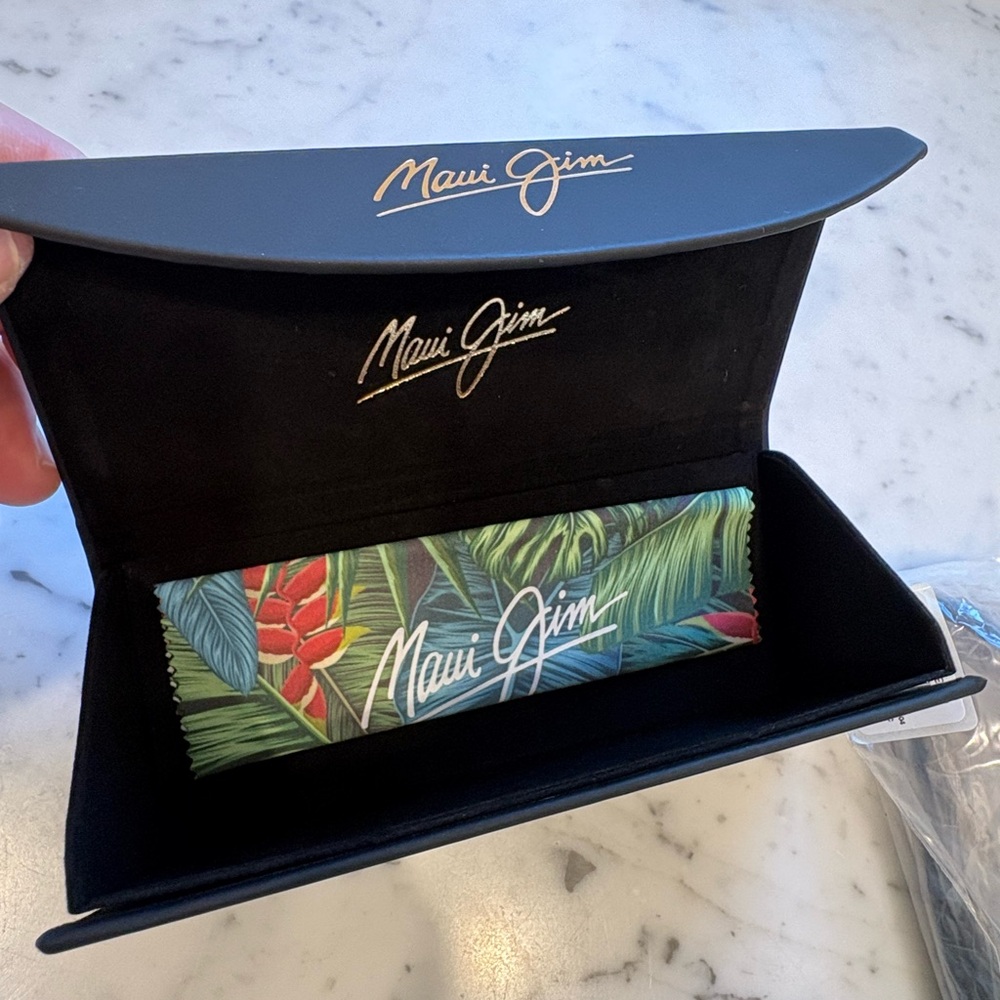 Maui Jim Alenuihaha Black and Brown Sunglasses - Picture 16 of 16